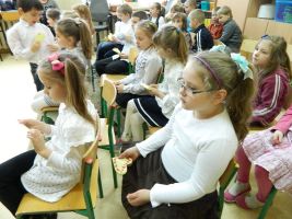 ŚWIĘTO W&nbsp;KOLORZE SEPII, CZYLI DZIEŃ BABCI I&nbsp;DZIADKA