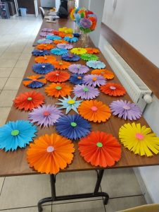 pierwsze przygotowania do obchodów Święta:  " Dnia Kobiet". 